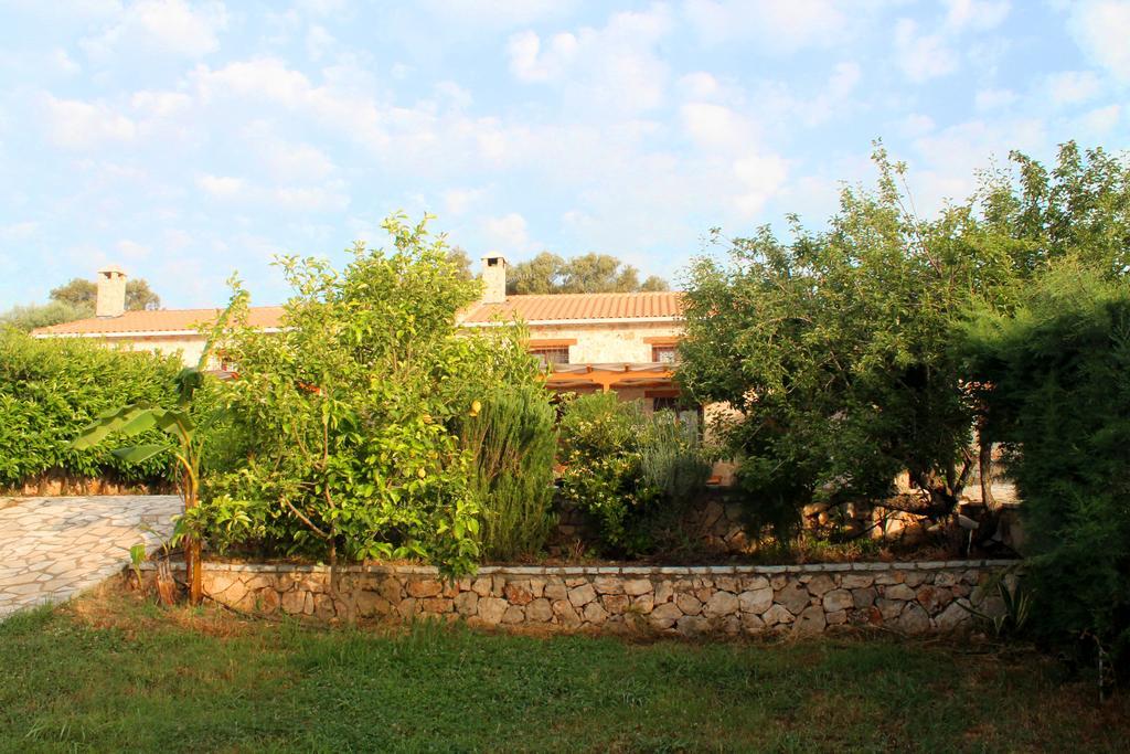 Dioni Villa Сивота Номер фото