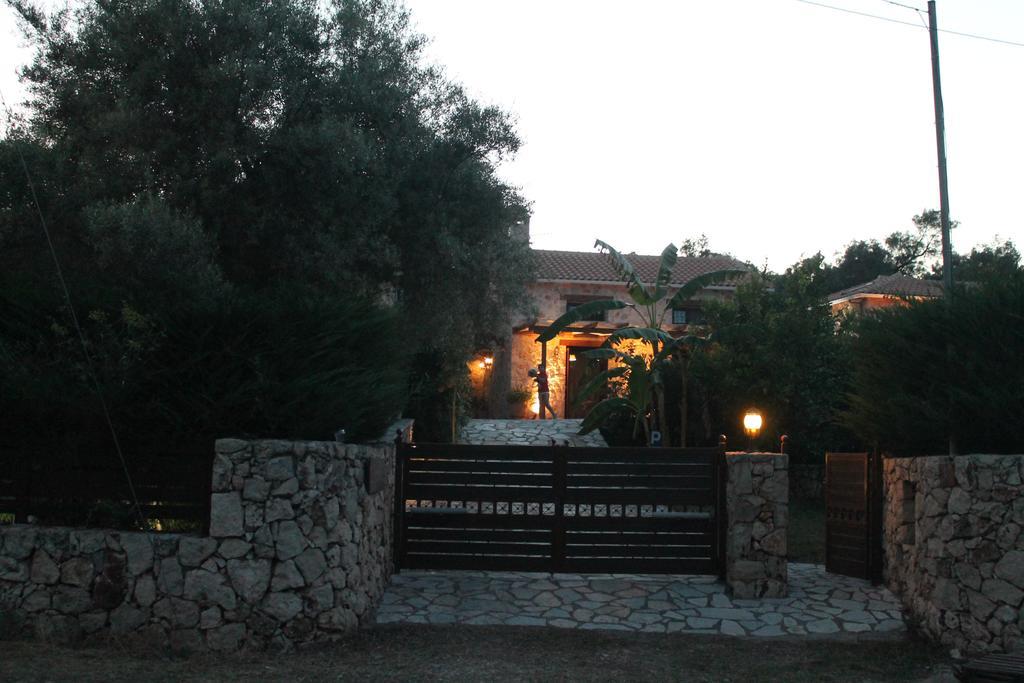 Dioni Villa Сивота Экстерьер фото
